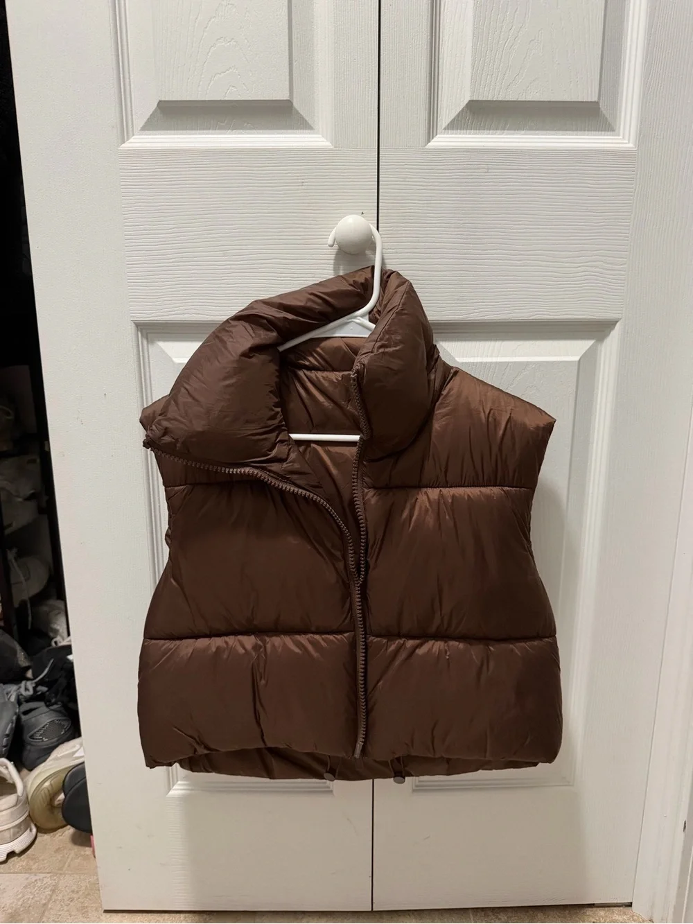 Brown Puffer Vest - Sleeveless Quilted Jacket